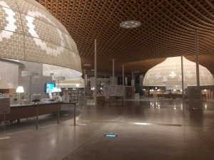 【夜歩きは3文の徳】