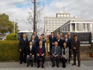 【議員経験者会記念植樹】