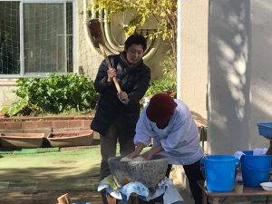 【今年度初めての餅つき】
