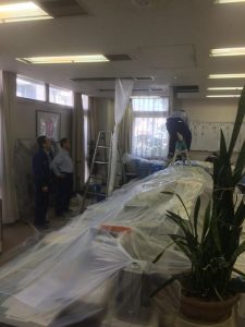 【控室が・・・】